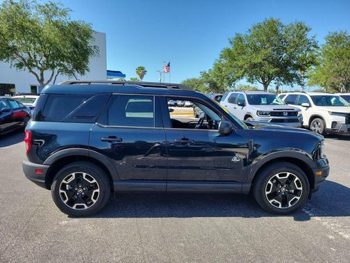 Alto Blue Metallic Tinted Clearcoat 2023 Ford Bronco Sport Outer Banks
