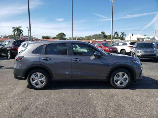 2025 Honda HR-V LX