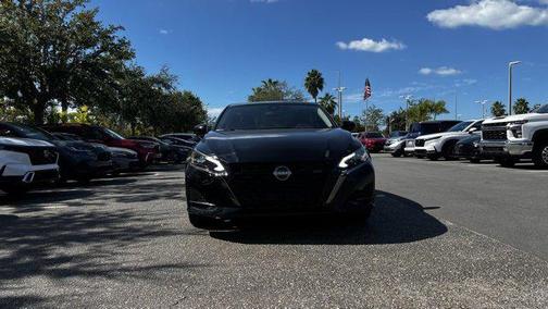 2025 Nissan Altima SR FWD