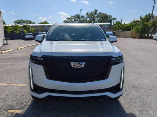 2022 Cadillac Escalade ESV Sport