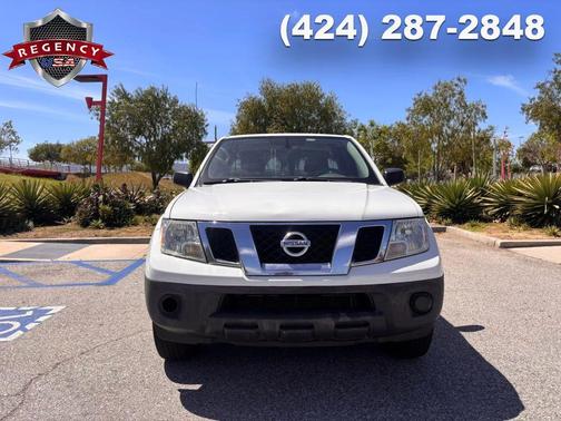 Glacier White 2019 Nissan Frontier S