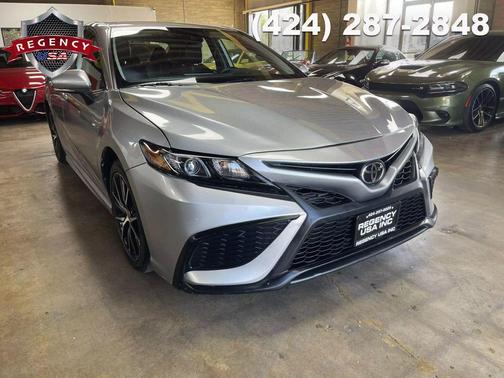 2023 Toyota Camry SE