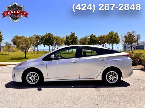 2018 Toyota Prius One