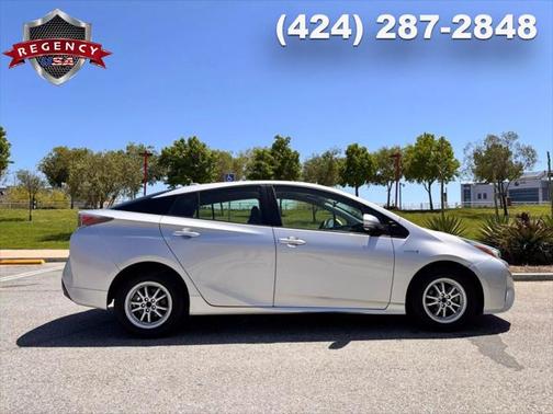 2018 Toyota Prius One