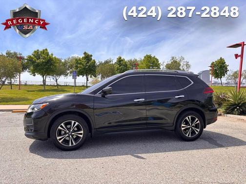 Magnetic Black Pearl 2019 Nissan Rogue SV