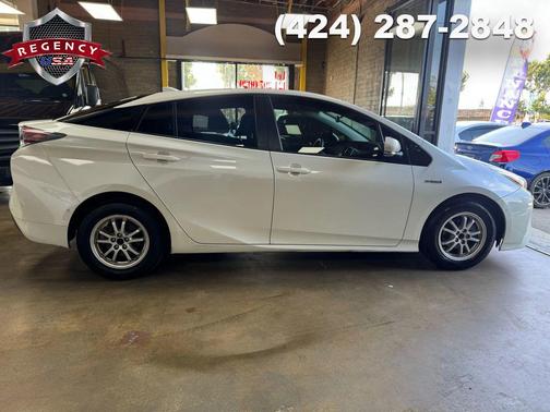 2018 Toyota Prius Two Eco