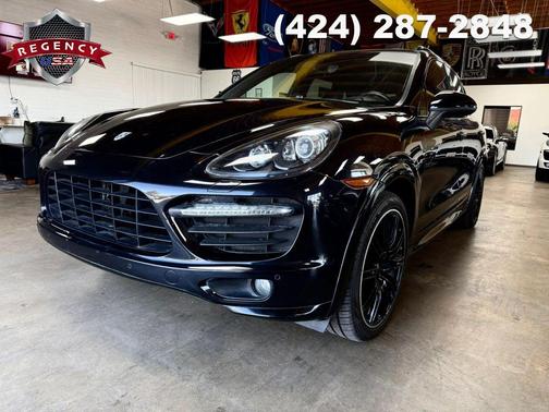 2013 Porsche Cayenne GTS
