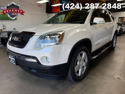 White 2008 GMC Acadia SLT-2