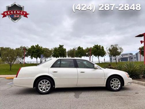 2010 Cadillac DTS Premium Collection