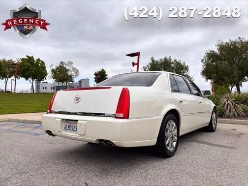 2010 Cadillac DTS Premium Collection