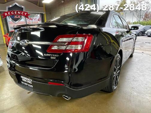 2019 Ford Taurus Limited