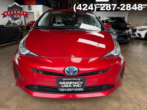 2018 Toyota Prius Four Touring