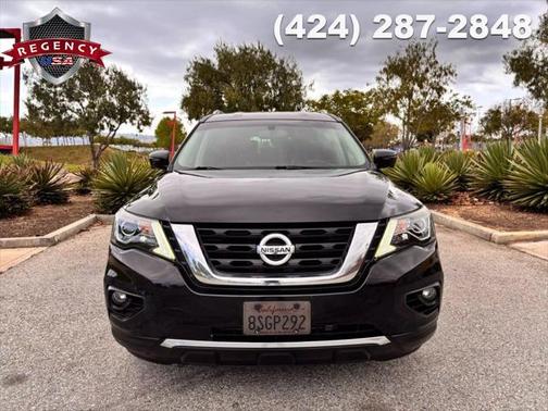 2018 Nissan Pathfinder SL