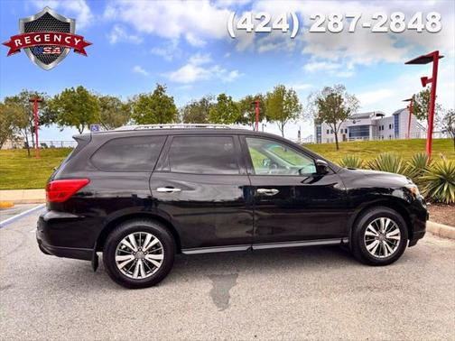 2018 Nissan Pathfinder SL
