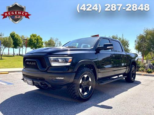 Diamond Black Crystal Pearlcoat 2020 RAM 1500 Rebel