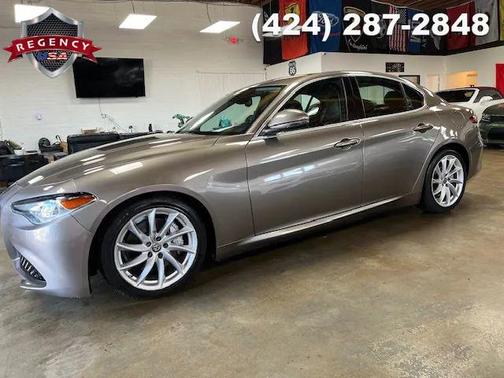 2019 Alfa Romeo Giulia Base