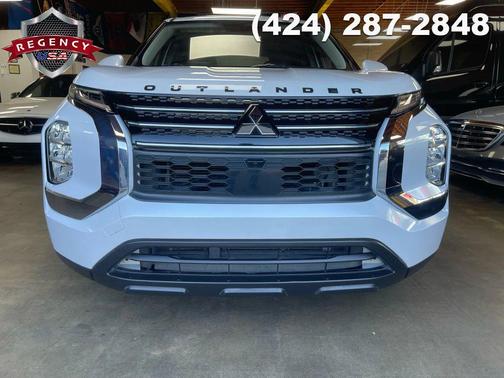 2022 Mitsubishi Outlander ES 2.5 2WD