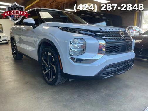 2022 Mitsubishi Outlander ES 2.5 2WD