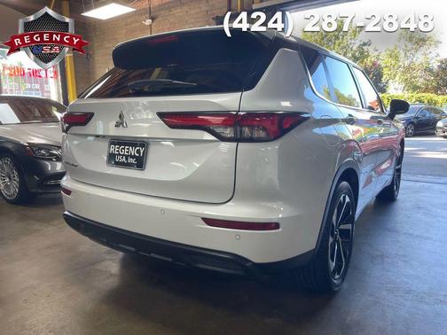 2022 Mitsubishi Outlander ES 2.5 2WD