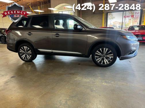 2019 Mitsubishi Outlander SE