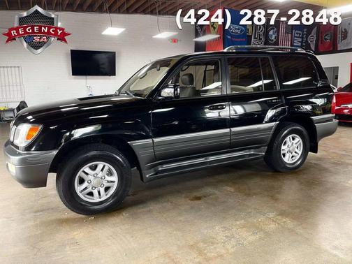 2001 Lexus LX 470 Base