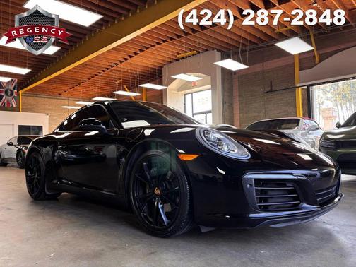 2018 Porsche 911 Carrera