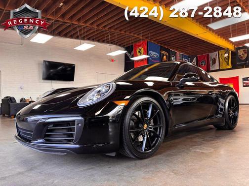 2018 Porsche 911 Carrera