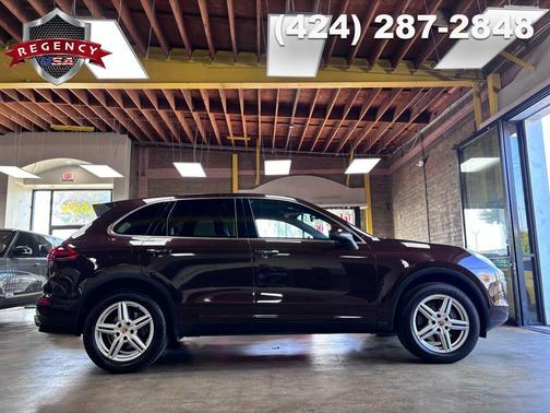 2016 Porsche Cayenne Cayenne