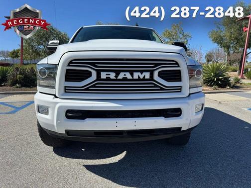 2018 RAM 2500 Laramie Crew Cab 4x4 6'4' Box