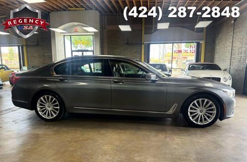 2016 BMW 740 740i Sedan 4D