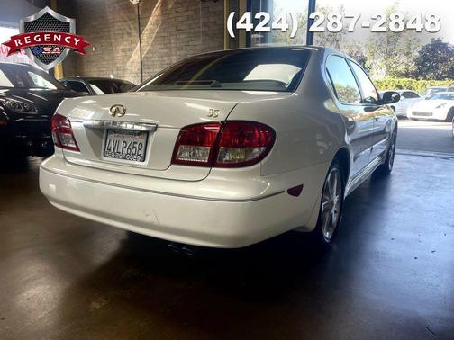 2002 INFINITI I35 Luxury
