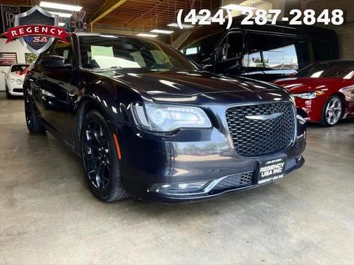 2018 Chrysler 300 S