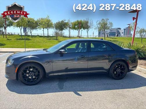2018 Chrysler 300 S