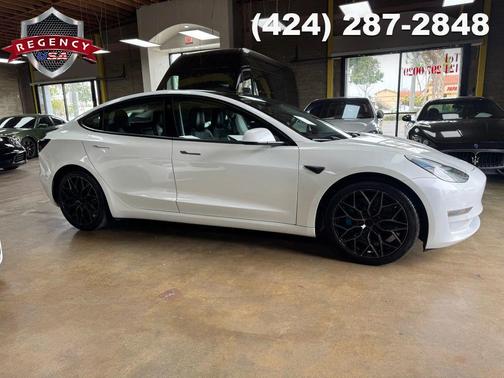 2020 Tesla Model 3 Performance