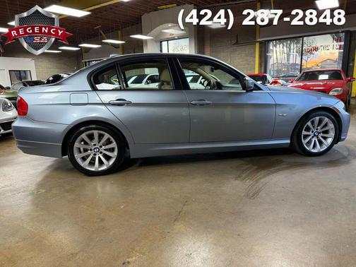 2011 BMW 328 328i Sedan 4D