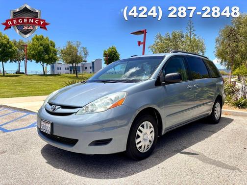 Blue 2006 Toyota Sienna LE