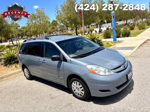 Blue 2006 Toyota Sienna LE