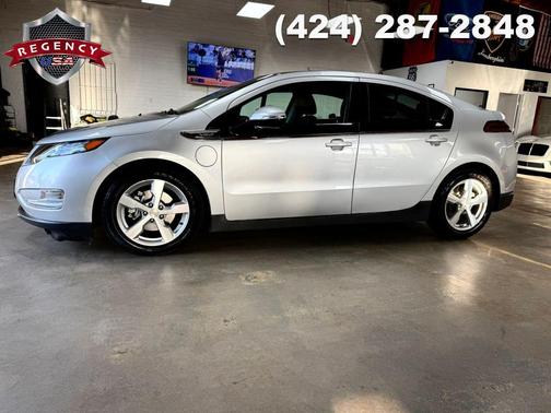 Silver Ice Metallic 2011 Chevrolet Volt Base