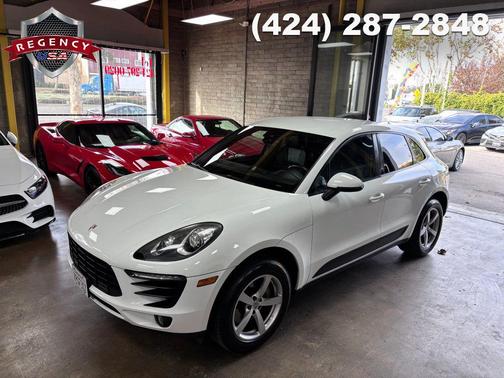 2017 Porsche Macan Sport Utility 4D