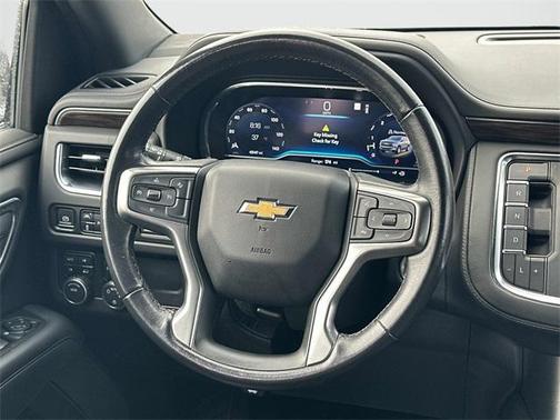 2022 Chevrolet Suburban LT