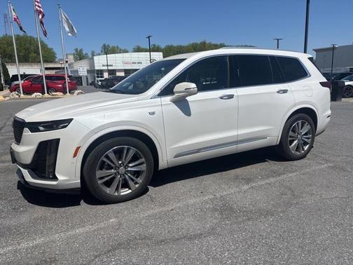 2022 Cadillac XT6 Premium Luxury AWD