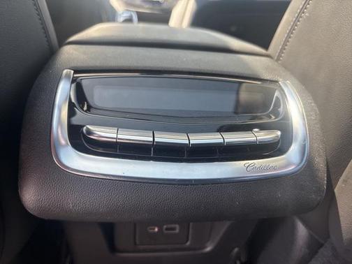 2022 Cadillac XT6 Premium Luxury AWD