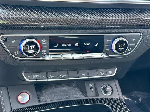 2023 Audi SQ5 3.0T Premium Plus