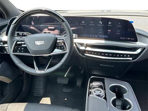 2025 Cadillac LYRIQ Luxury w/1SD