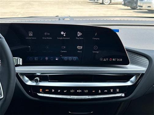 2025 Cadillac LYRIQ Sport w/1SJ