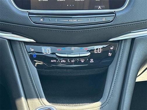 2018 Cadillac XT5 Premium Luxury