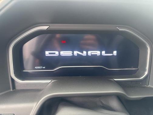 2024 GMC Sierra 2500 Denali