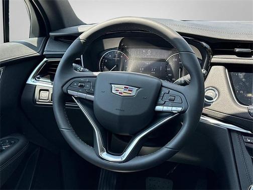 2025 Cadillac XT6 Luxury AWD