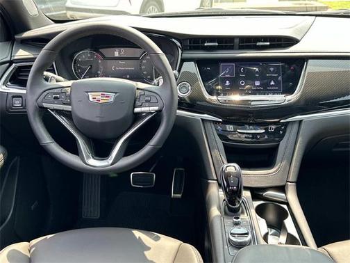2025 Cadillac XT6 Sport AWD