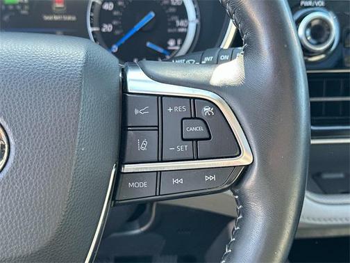 2021 Toyota Highlander Hybrid Limited